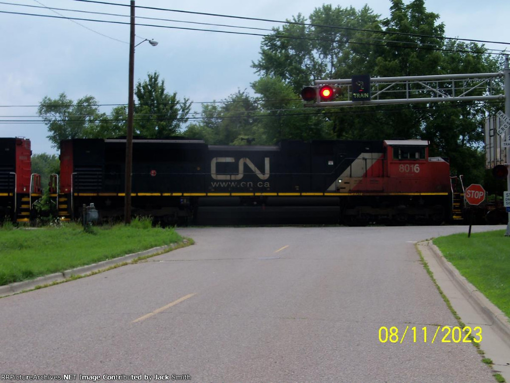 CN 8016